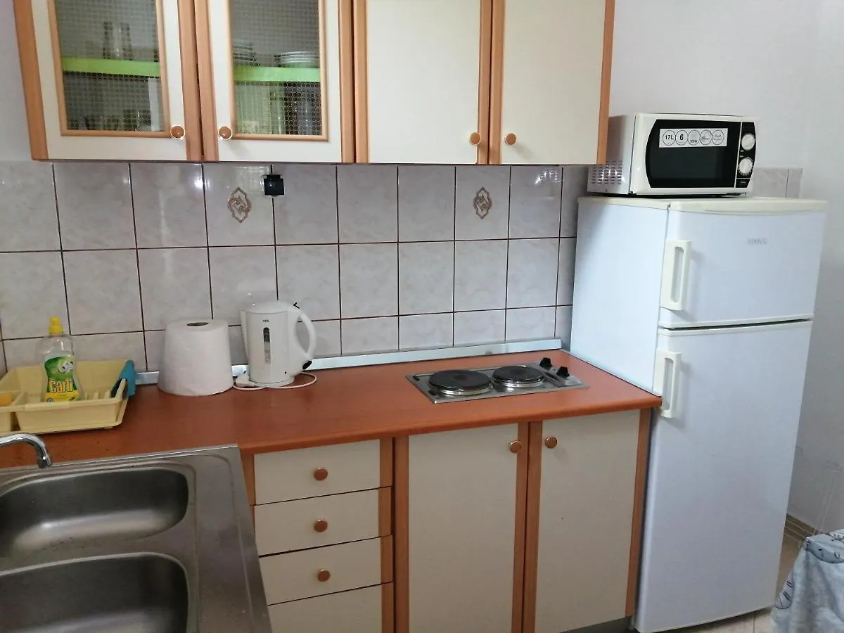 Apartmani Nana Стариград-Пакленица